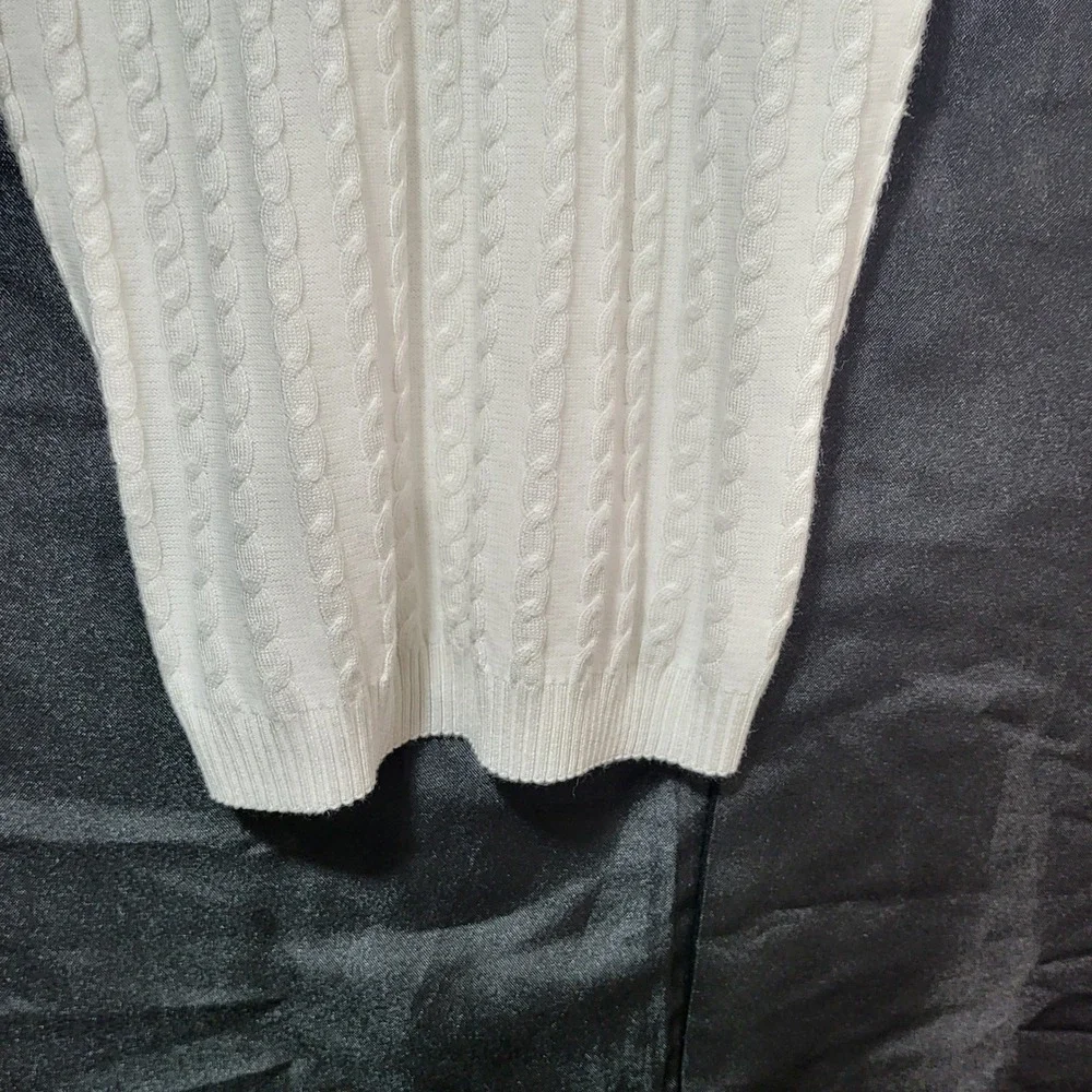 Windsor White Cable Knit Mock Neck Bodycon Mini Sweater Dress Medium RDAE5380WS
